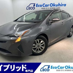 H28年プリウスS(9649)社外ナビ TV バックカメラ ETC 横滑り防止装置