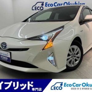 Ｈ２９年プリウスＳｾｰﾌﾃｨﾌﾟﾗｽ(3606)セーフティーセンス 純正ナビ ワンセグＴＶ Ｂカメラ